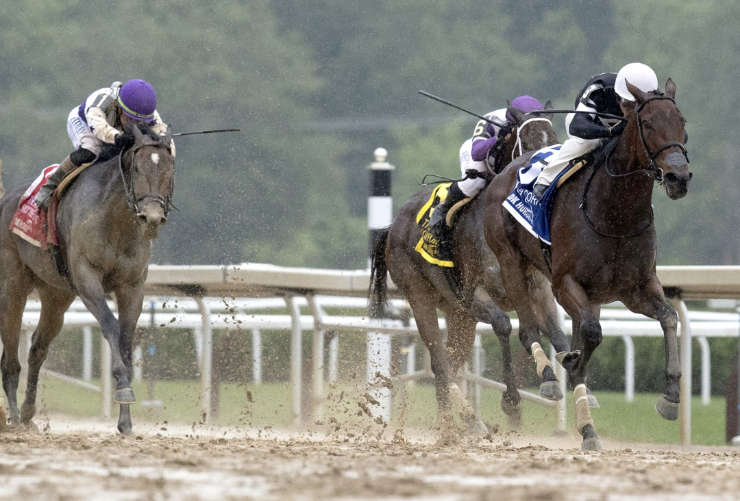 La Cara beats Look Forward and Scottish Lassie (left) in Acorn at SAR June 6 2025